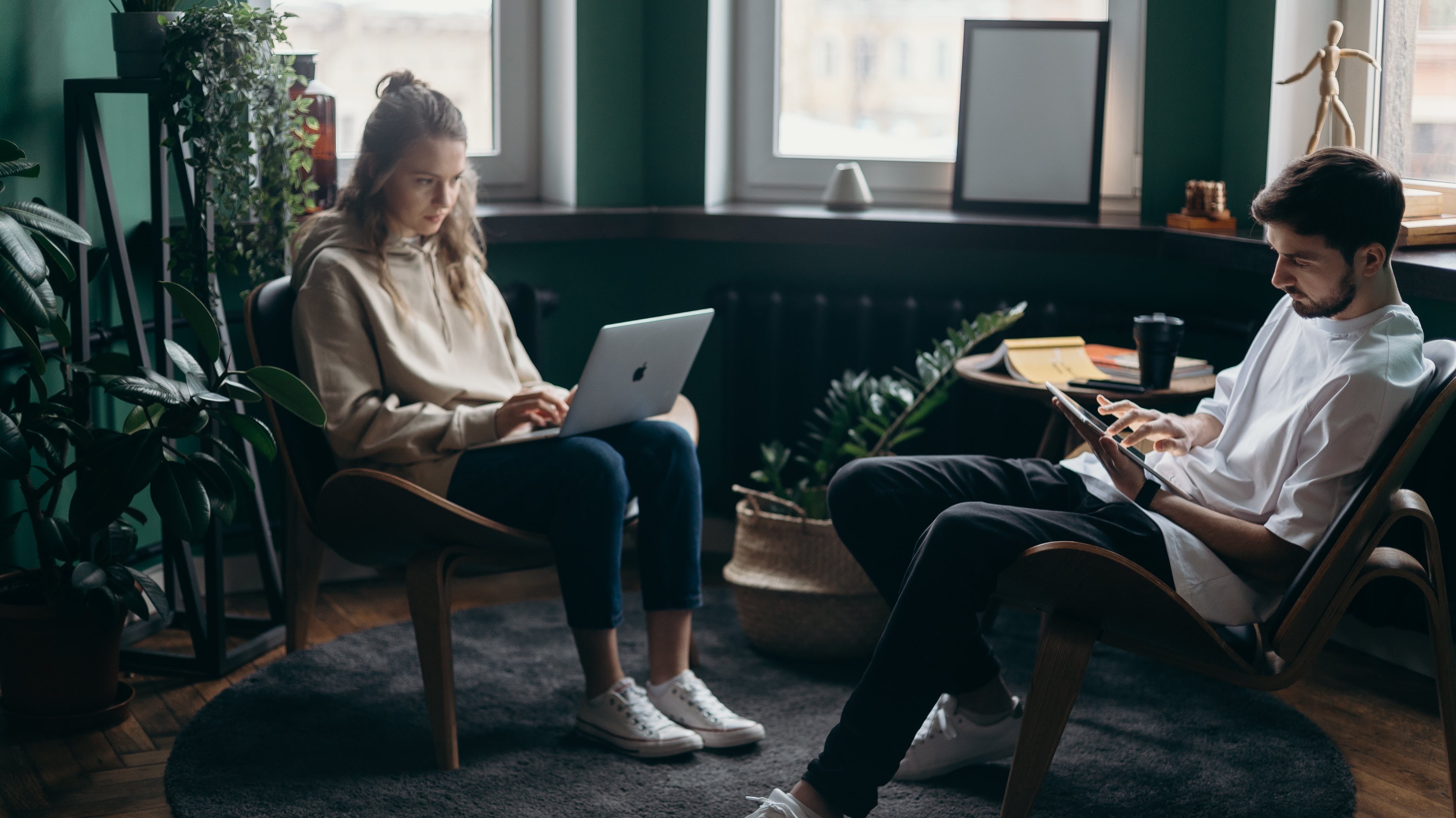 Thuiswerken hoe privé en werk gescheiden houden