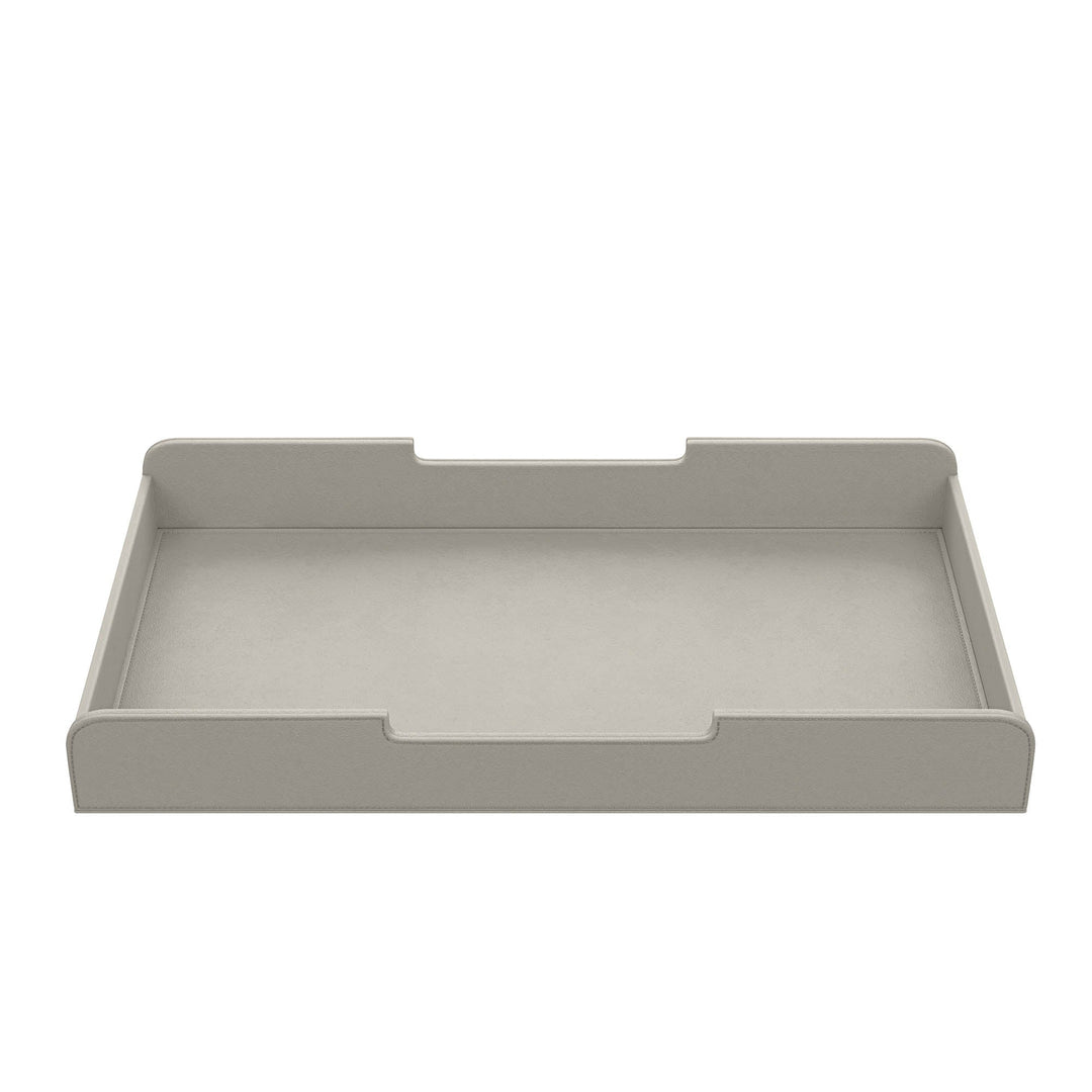 Luxe stone lade voor de Aptiq monitor standaard, leer look met afgeronde hoeken en uitsparingen voor kabels, aanzicht van voren op witte achtergrond
