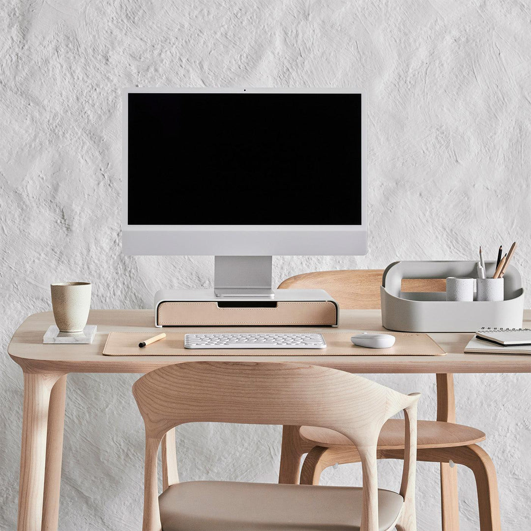 Monitor desk set in white/sand